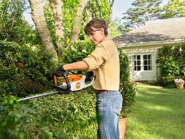Akku-Heckenschere STIHL HSA 60 – Messerlänge 60 cm – Akku + Ladegerät